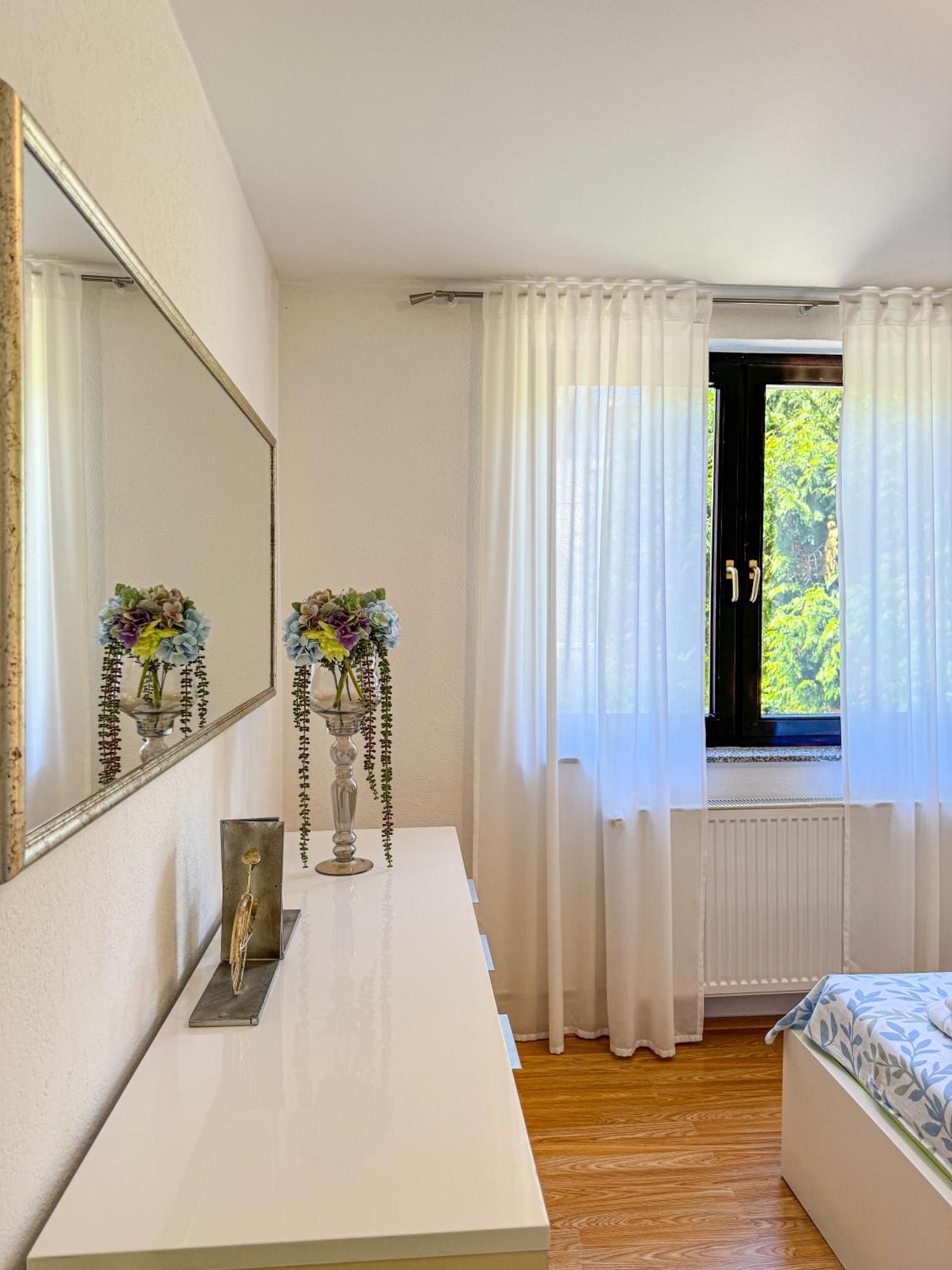 Mi-bel Apartament *