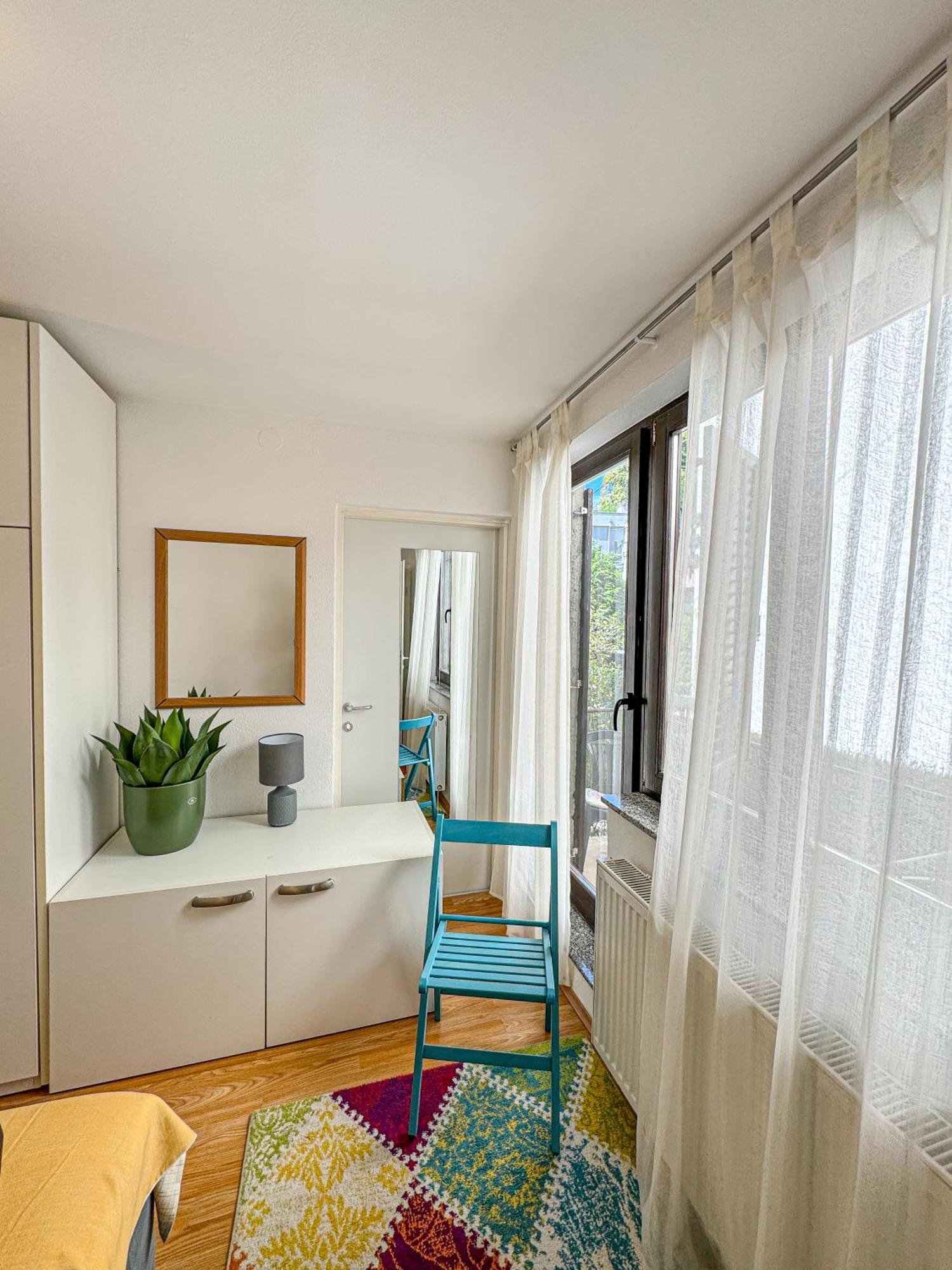 Mi-bel Apartment